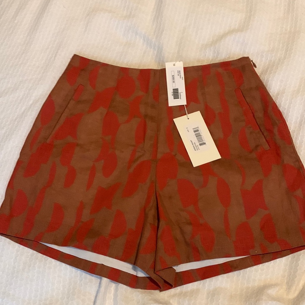 Brand new adorable designer shorts